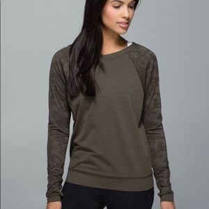 Lululemon Run for Days Tee